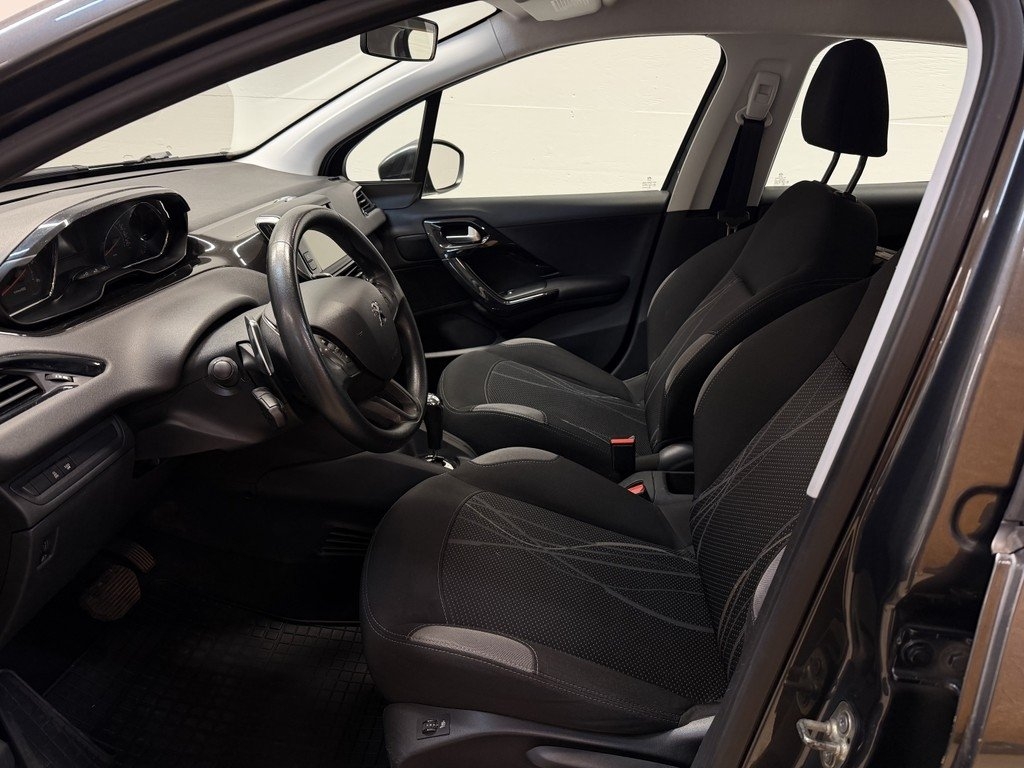 Peugeot 208 1.4 e-HDi 68 2014, kuva 7/10