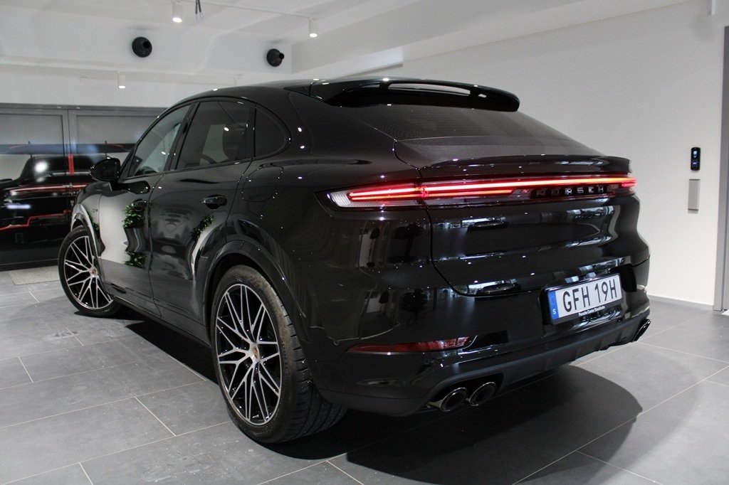 Porsche Cayenne Black Edition 2026, bild 2/10