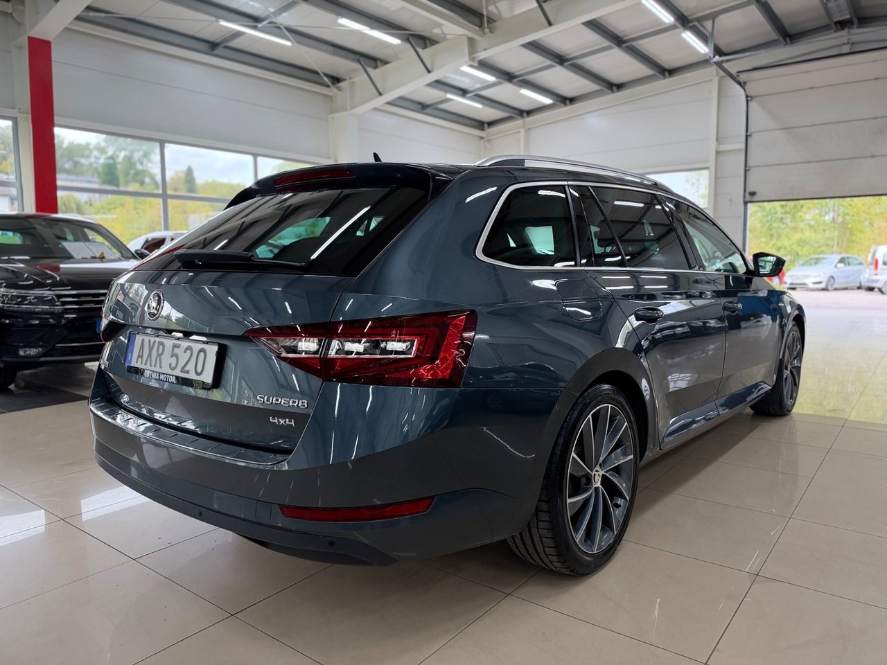 Skoda Superb 2.0 TDI SCR 2019, bild 4/10