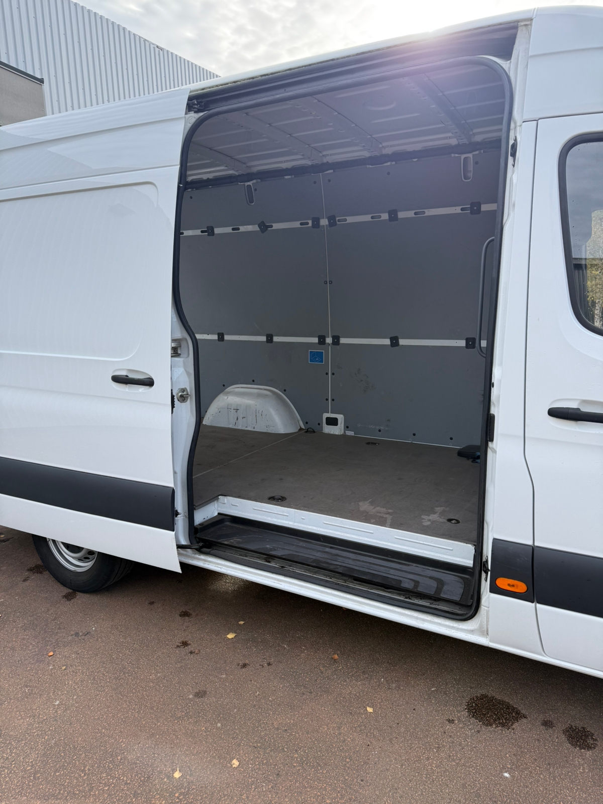 Mercedes-Benz Sprinter 2023, bild 5/8