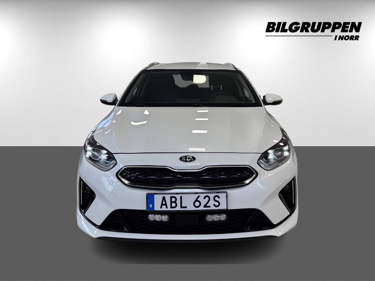 Kia Ceed 1.6 GDI Advance 2021, bild 2/16