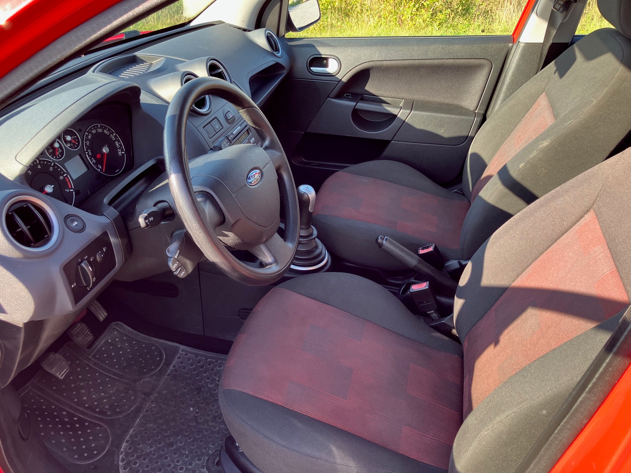Ford Fiesta 1.4 2006, kuva 5/9