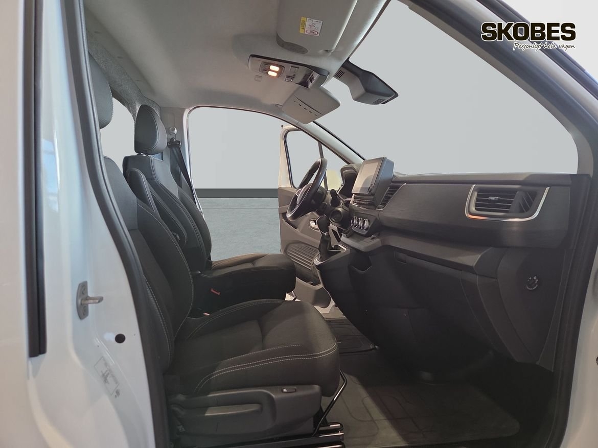 Renault Trafic Blue dCi 170 2023, kuva 7/20