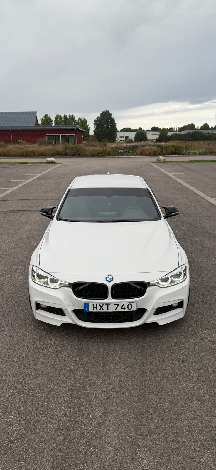 BMW 330i M Sport 2016, bild 2/9