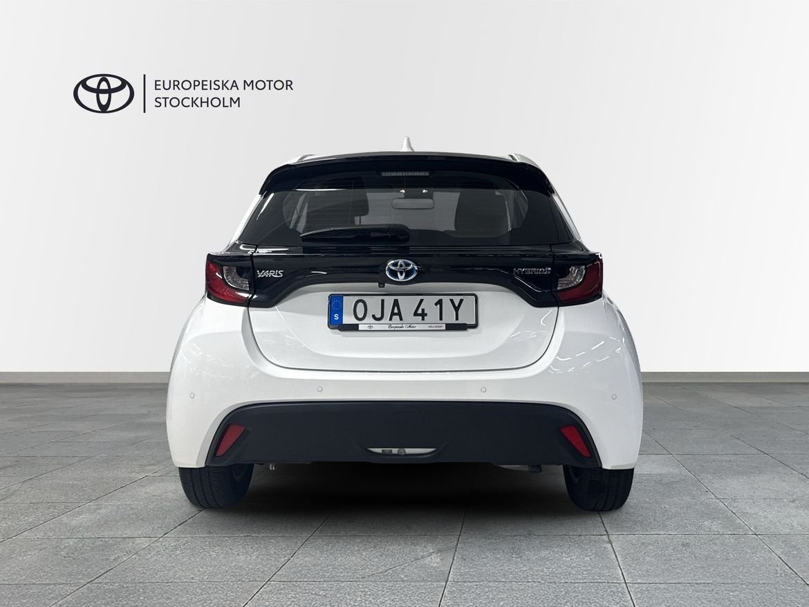 Toyota Yaris 1.5 Hybrid 116 Active 2023, bild 5/10