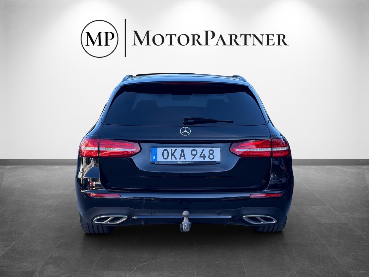 Mercedes-Benz E 220 d AMG 2017, bild 6/10