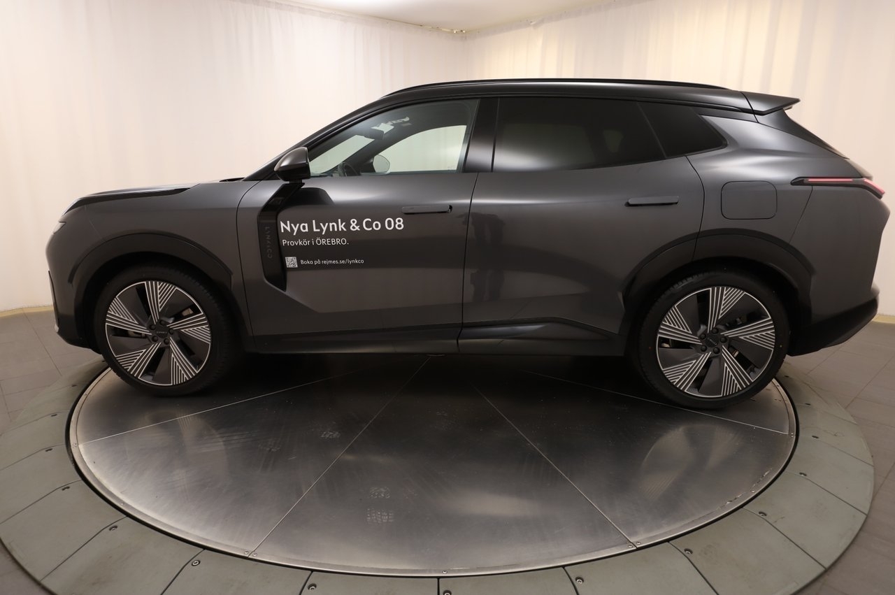 Lynk & Co 08 1.5TD PHEV More 2025, bild 3/10