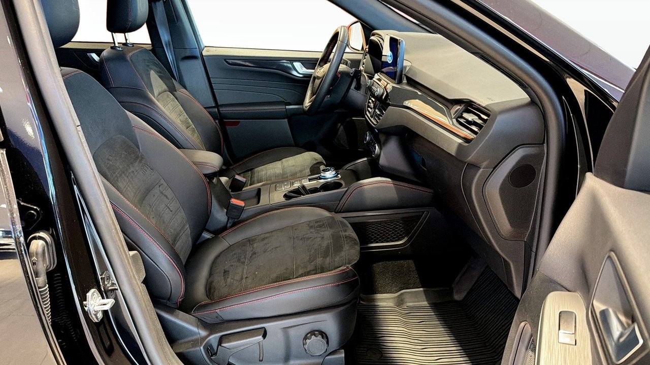 Ford Kuga 2.5 Plugin-Hybrid ST-Line X 2023, bild 3/12