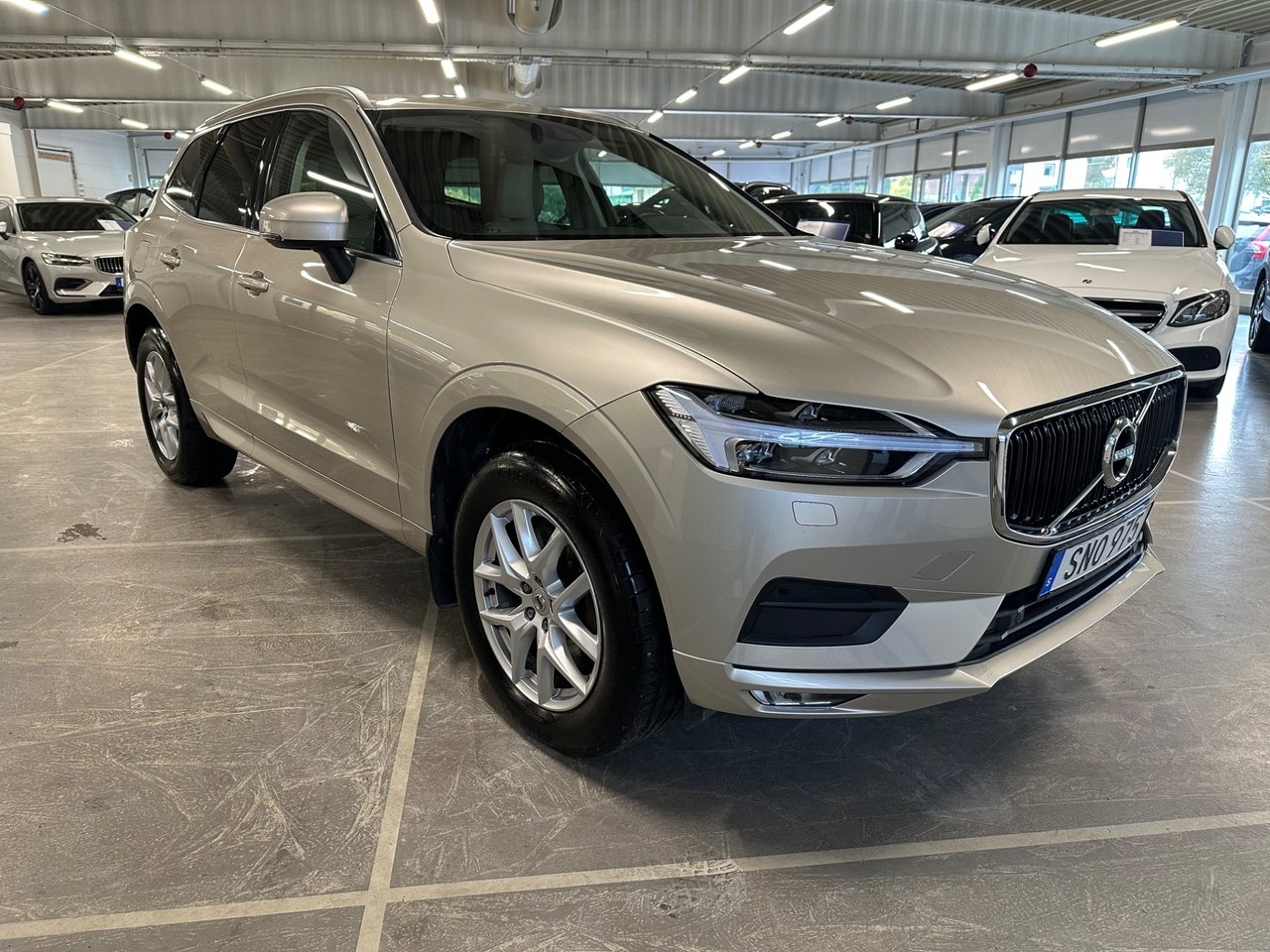 Volvo XC60 B4 Advanced 2021, bild 2/10