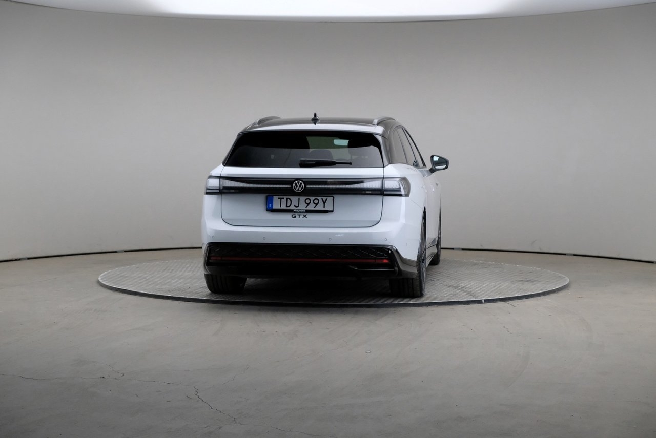 Volkswagen ID.7 GTX Edition 2025, photo 5/10