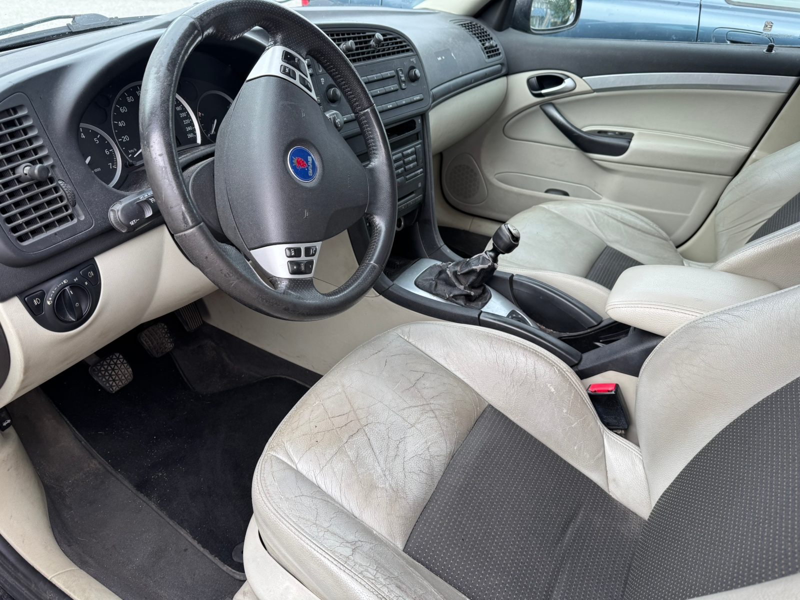 Saab 9-3 2006, kuva 4/5