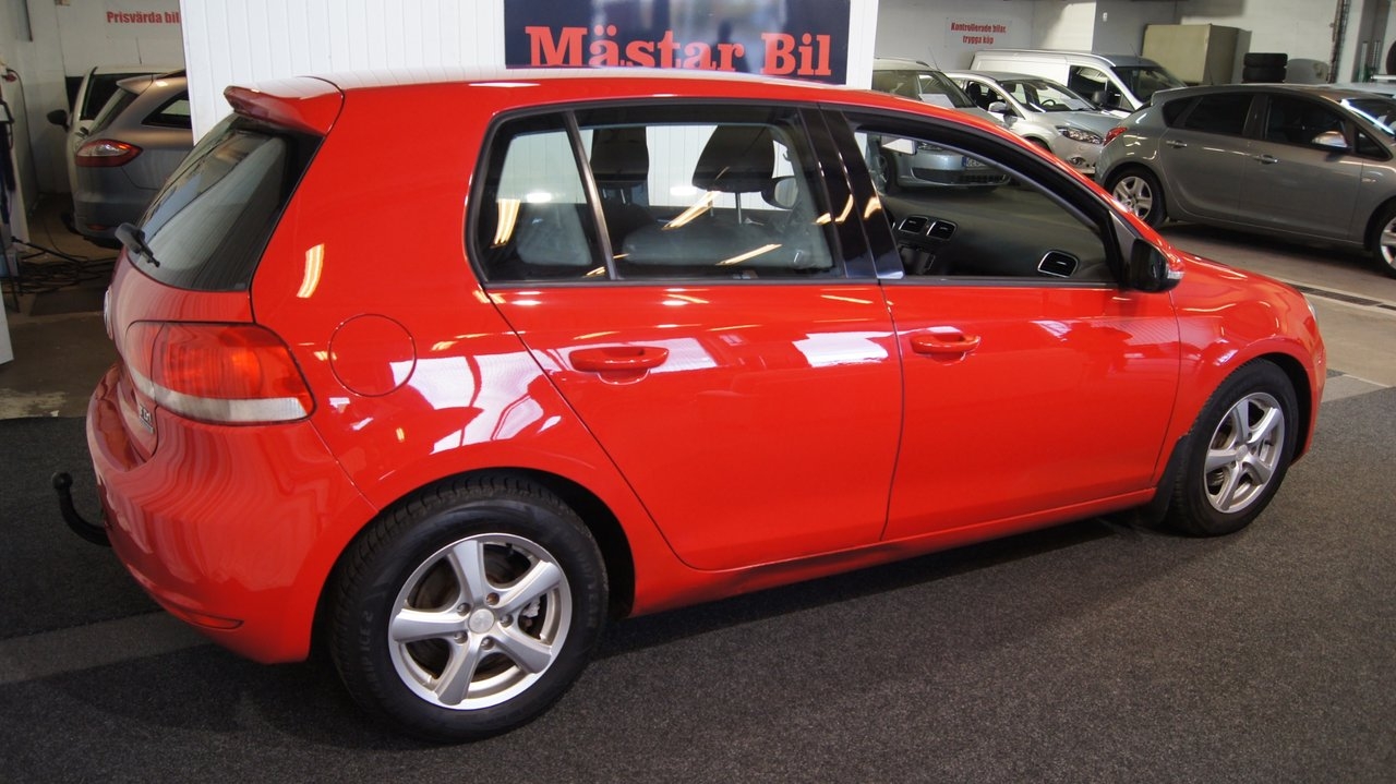 Volkswagen Golf 1.6 TDI 2010, bild 2/10