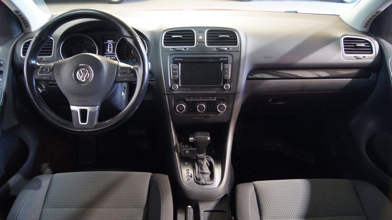 Volkswagen Golf 1.6 TDI 2010, bild 7/10