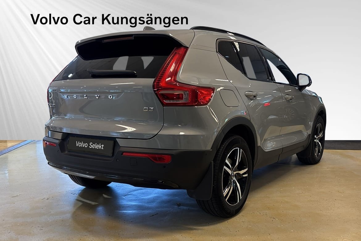 Volvo XC40 B3 Plus Dark 2025, bild 5/10