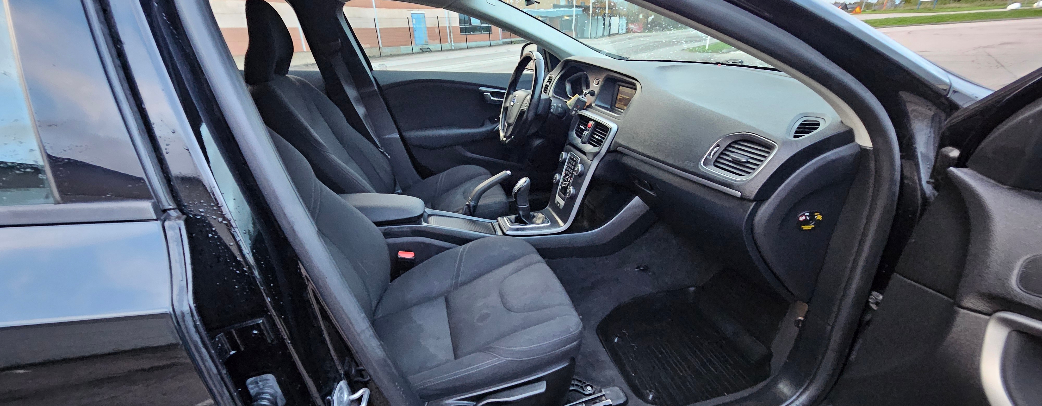 Volvo V40 D2 2015, kuva 5/6