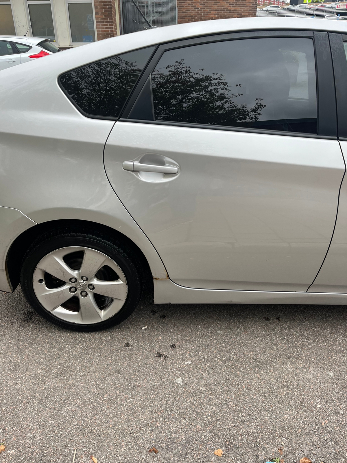 Toyota Prius 1.8 Hybrid 2010, bild 6/7