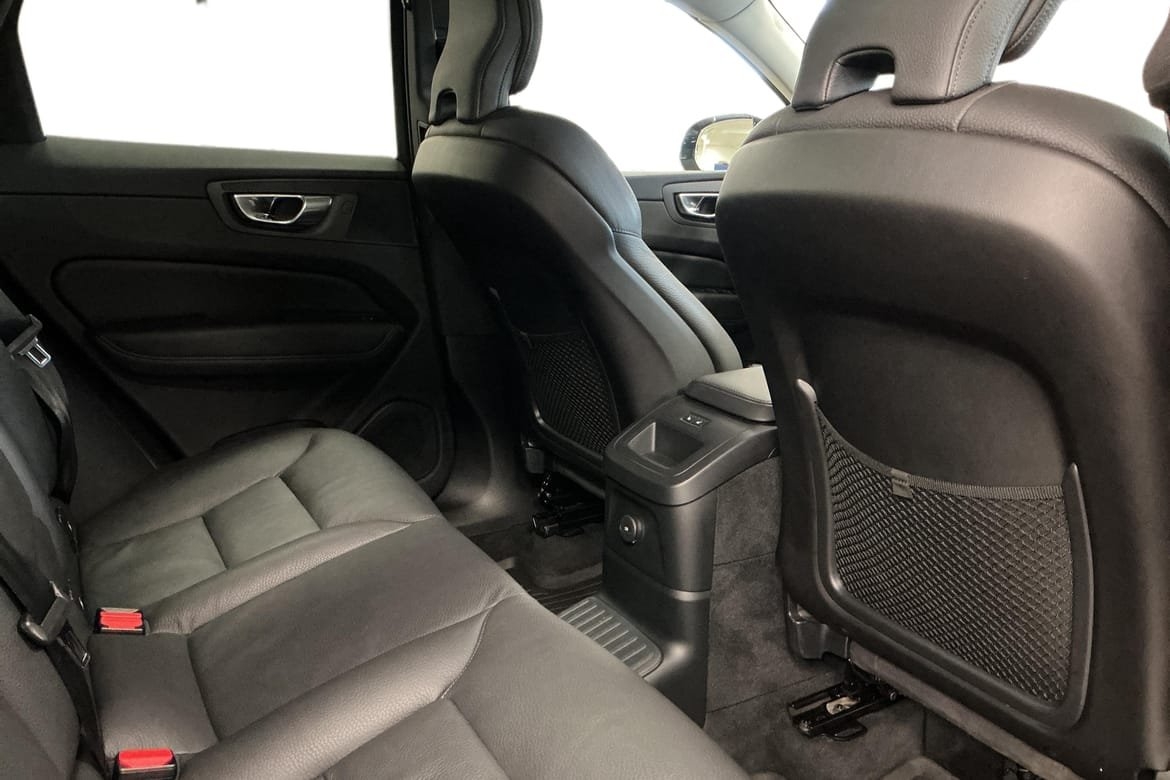 Volvo XC60 T6 Plus Dark Nordic 2025, bild 9/10