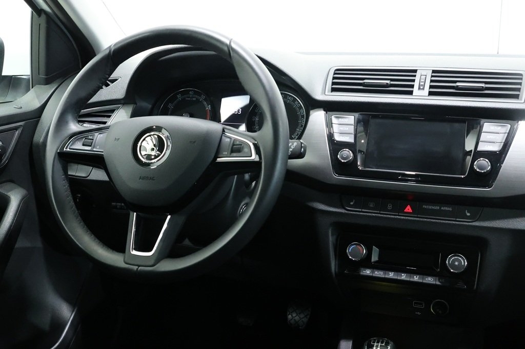 Skoda Fabia Combi Style 1,0 TSI 95 2019, bild 6/10