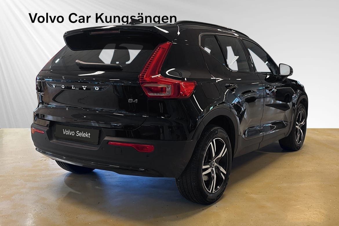 Volvo XC40 B4 Plus Dark 2026, bild 5/10