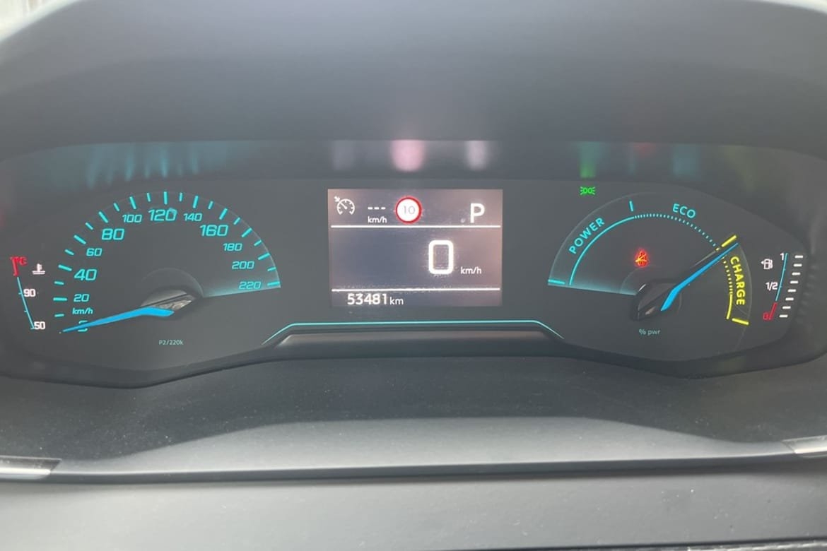 Peugeot 208 1.2 Hybrid 100 Style 2025, bild 7/10