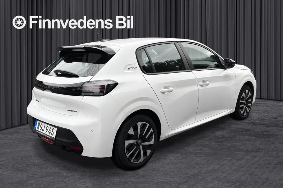 Peugeot 208 1.2 Hybrid 100 Style 2025, bild 3/10