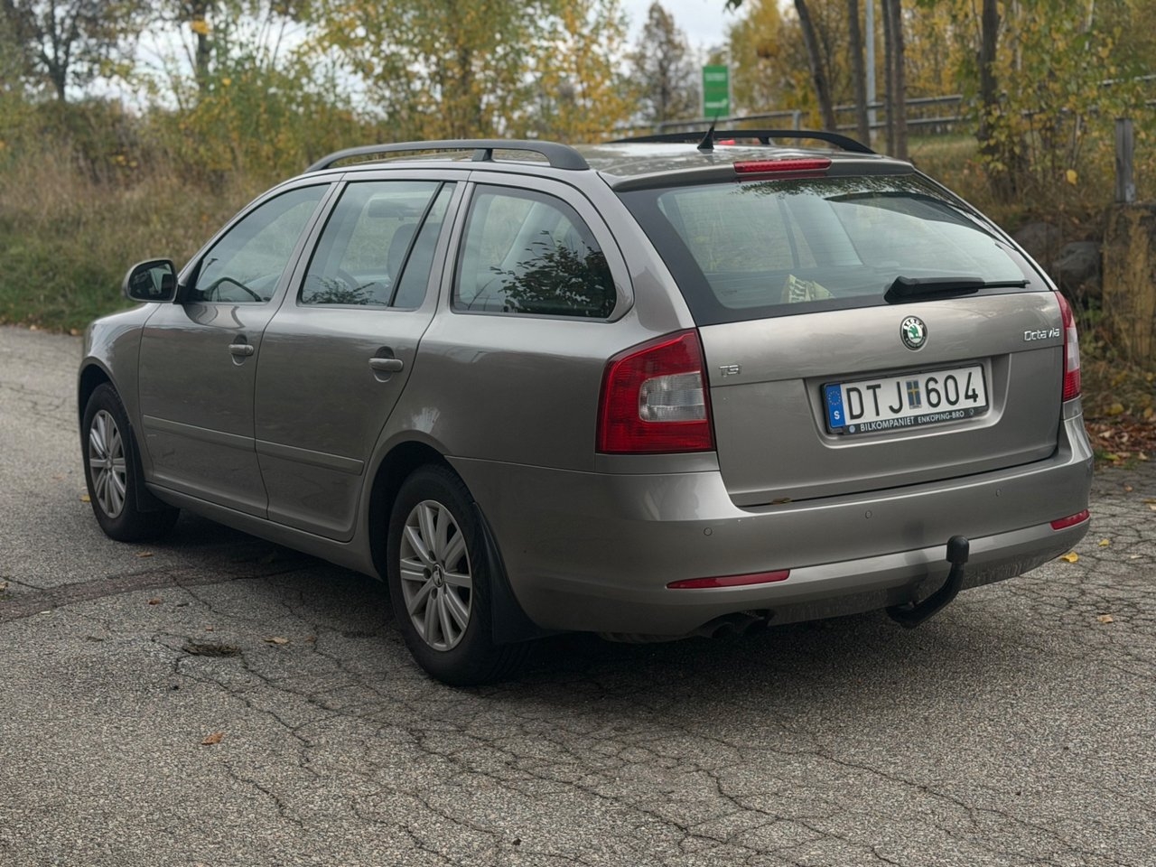 Skoda Octavia 1.4 TSI Ambiente 2010, kuva 5/9