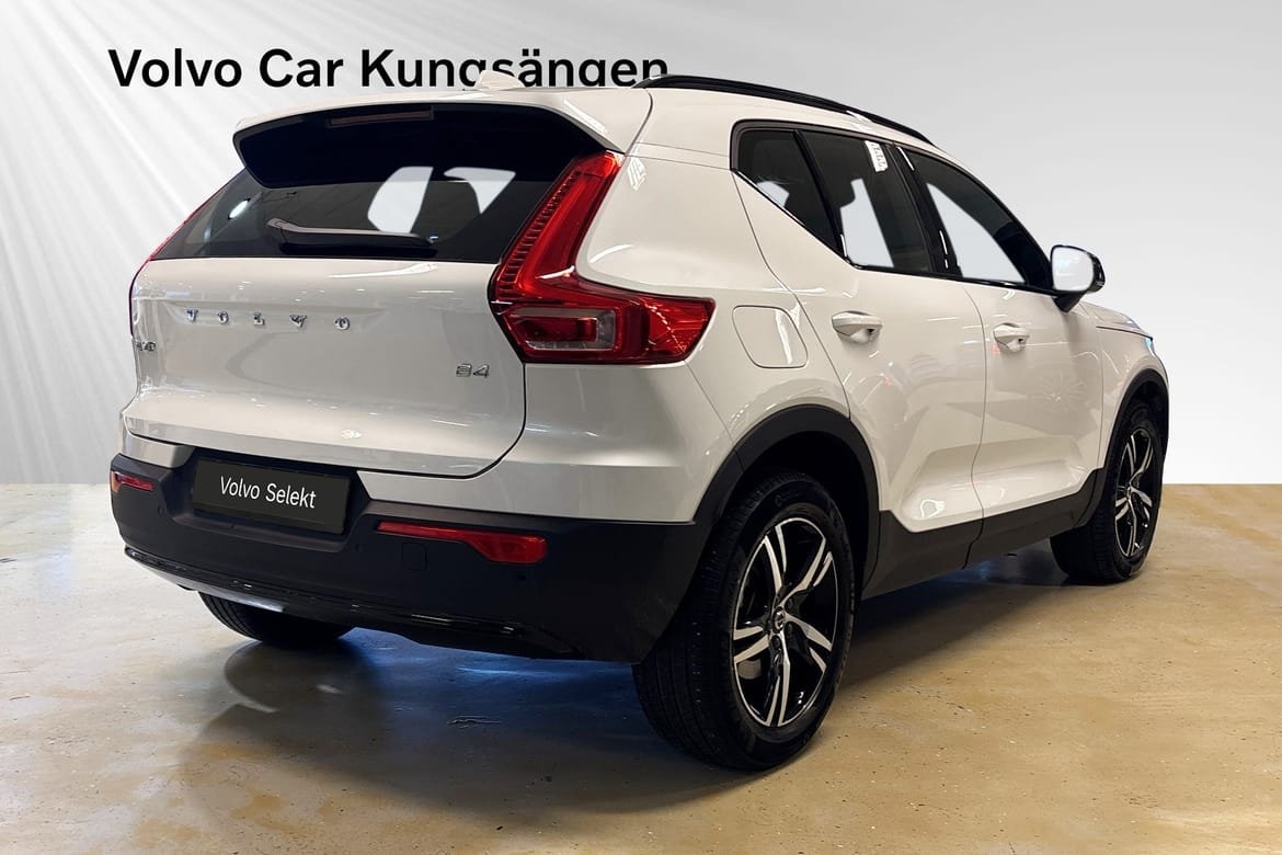 Volvo XC40 B4 Plus Dark 2026, bild 5/10
