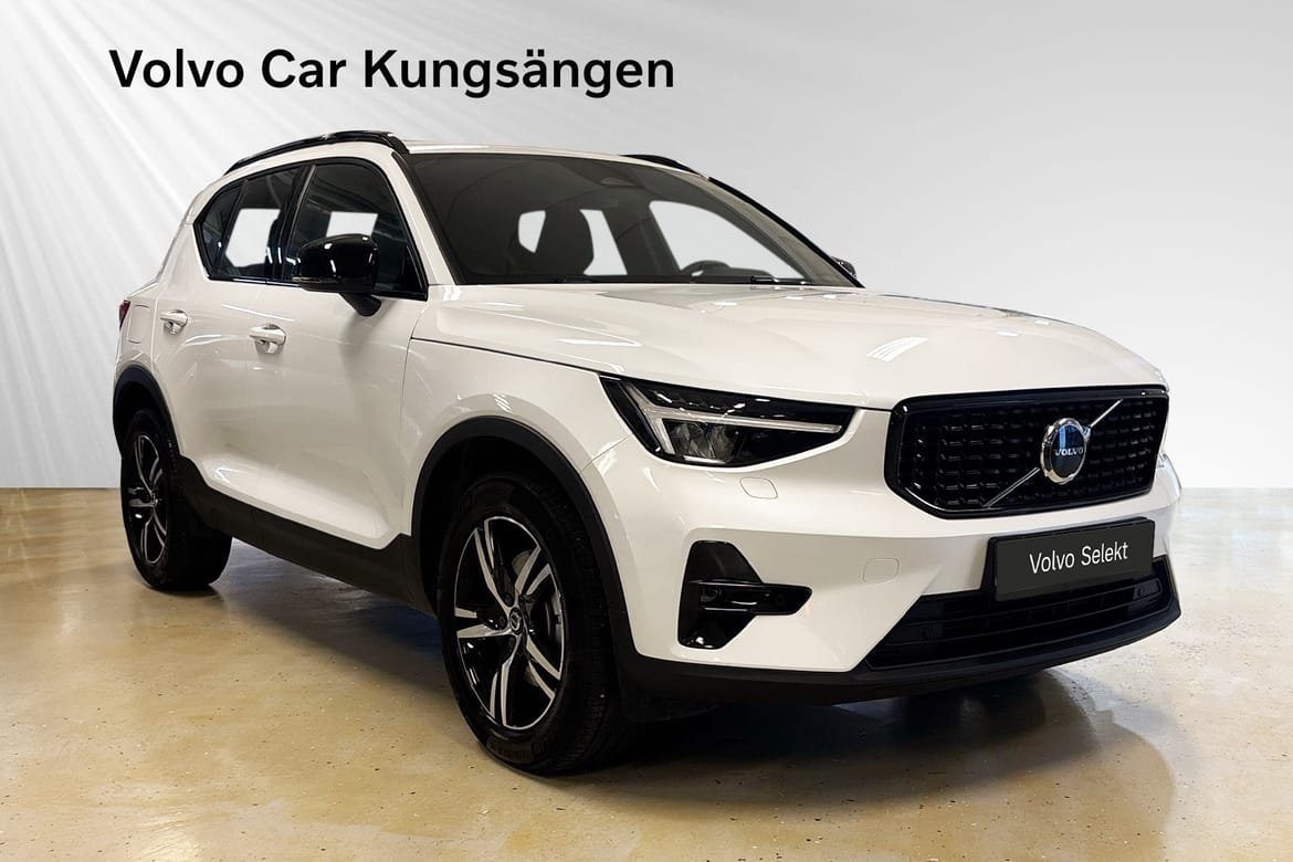 Volvo XC40 B4 Plus Dark 2026, bild 6/10