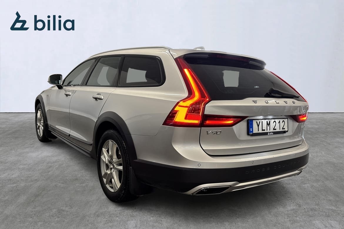 Volvo V90 Cross Country D4 2019, bild 3/10