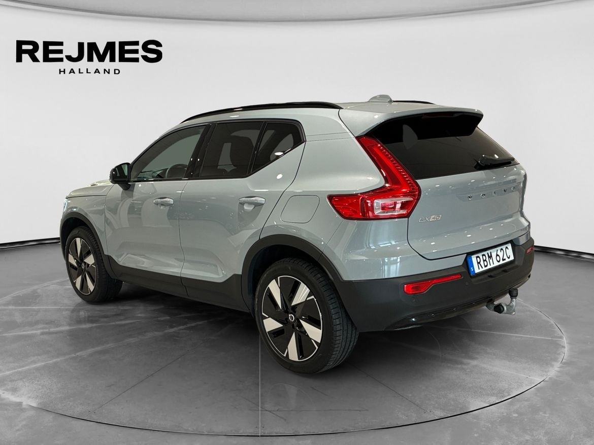 Volvo EX40 Extended Range Plus 2025, bild 2/16
