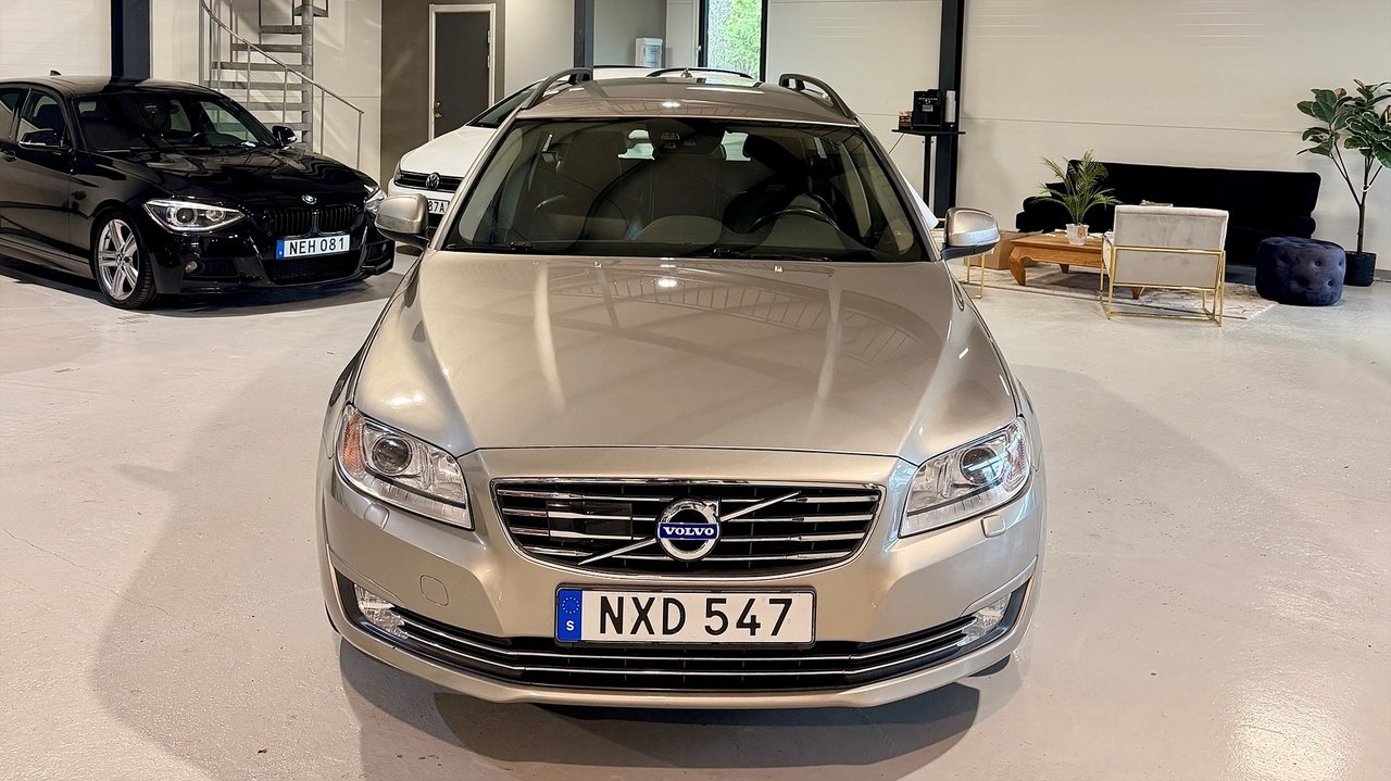 Volvo V70 D4 Momentum Classic 2016, kuva 3/10