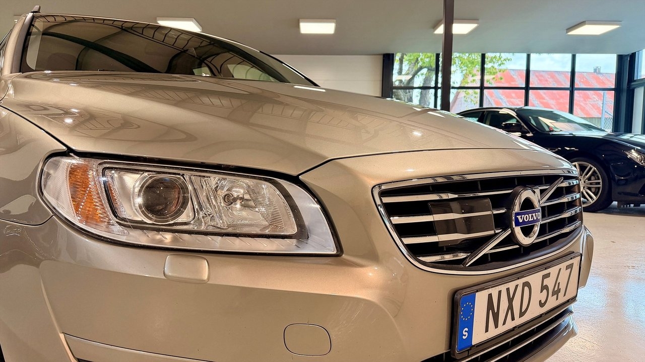 Volvo V70 D4 Momentum Classic 2016, kuva 4/10