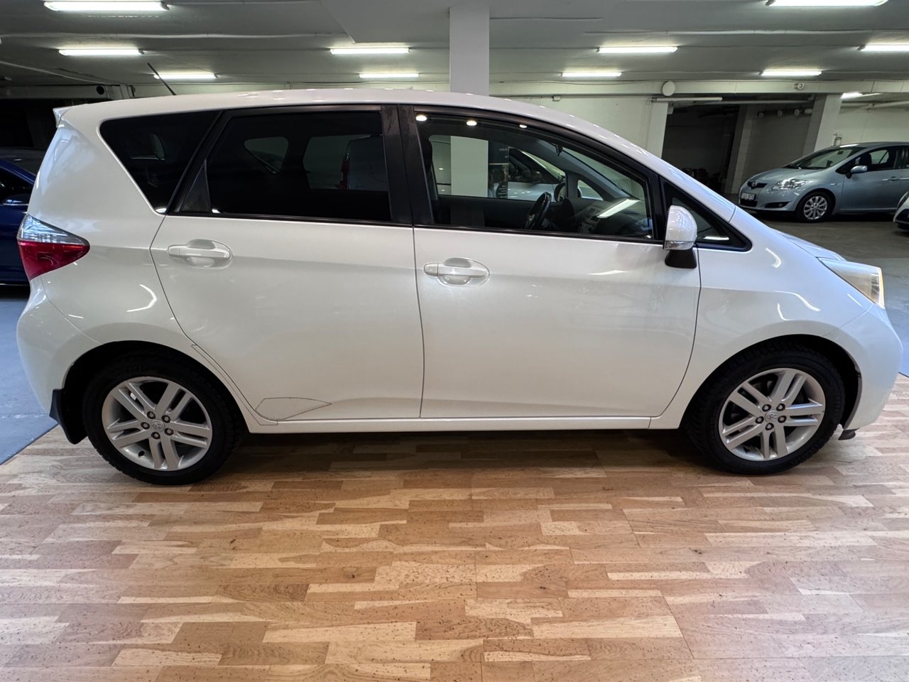Toyota Verso-S 1.33 2012, bild 3/10