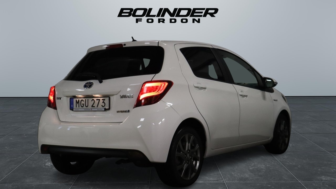 Toyota Yaris 1.5 Hybrid Active 2017, bild 6/10