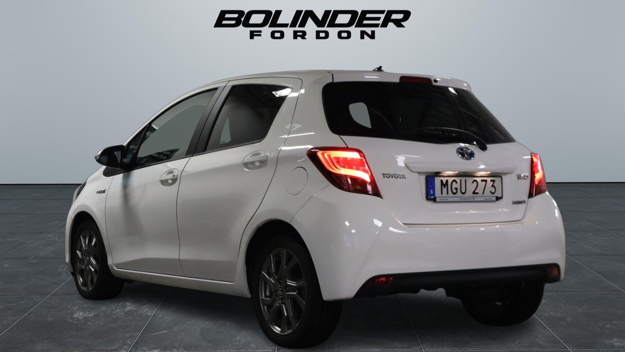 Toyota Yaris 1.5 Hybrid Active 2017, bild 4/10