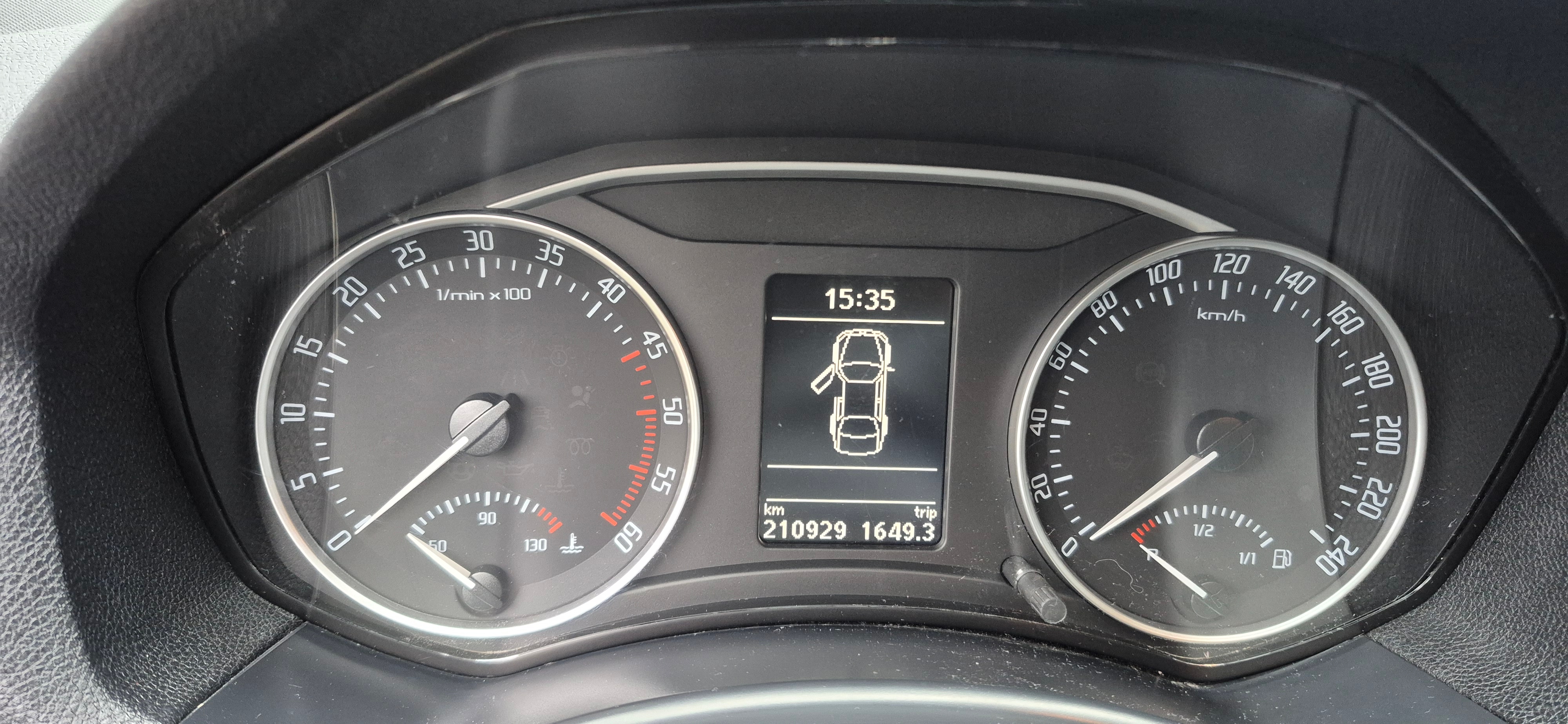 Skoda Octavia 2010, bild 6/6