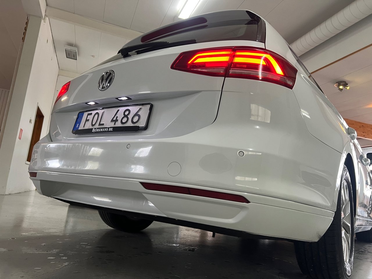 Volkswagen Passat 2015, kuva 7/10