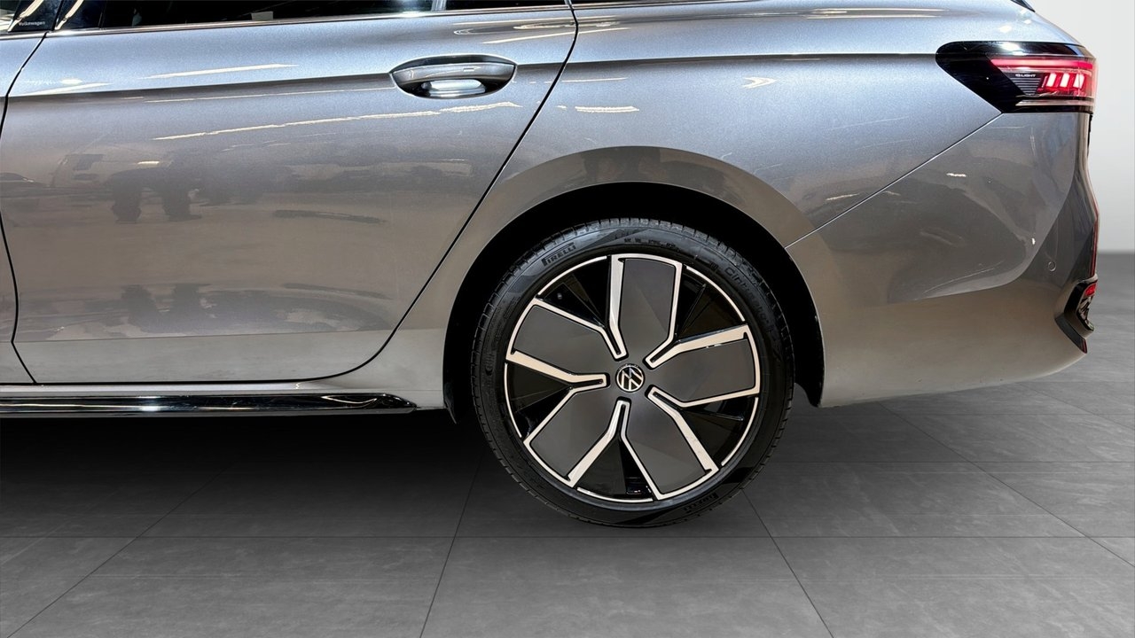 Volkswagen Passat R-Line 2025, kuva 6/23
