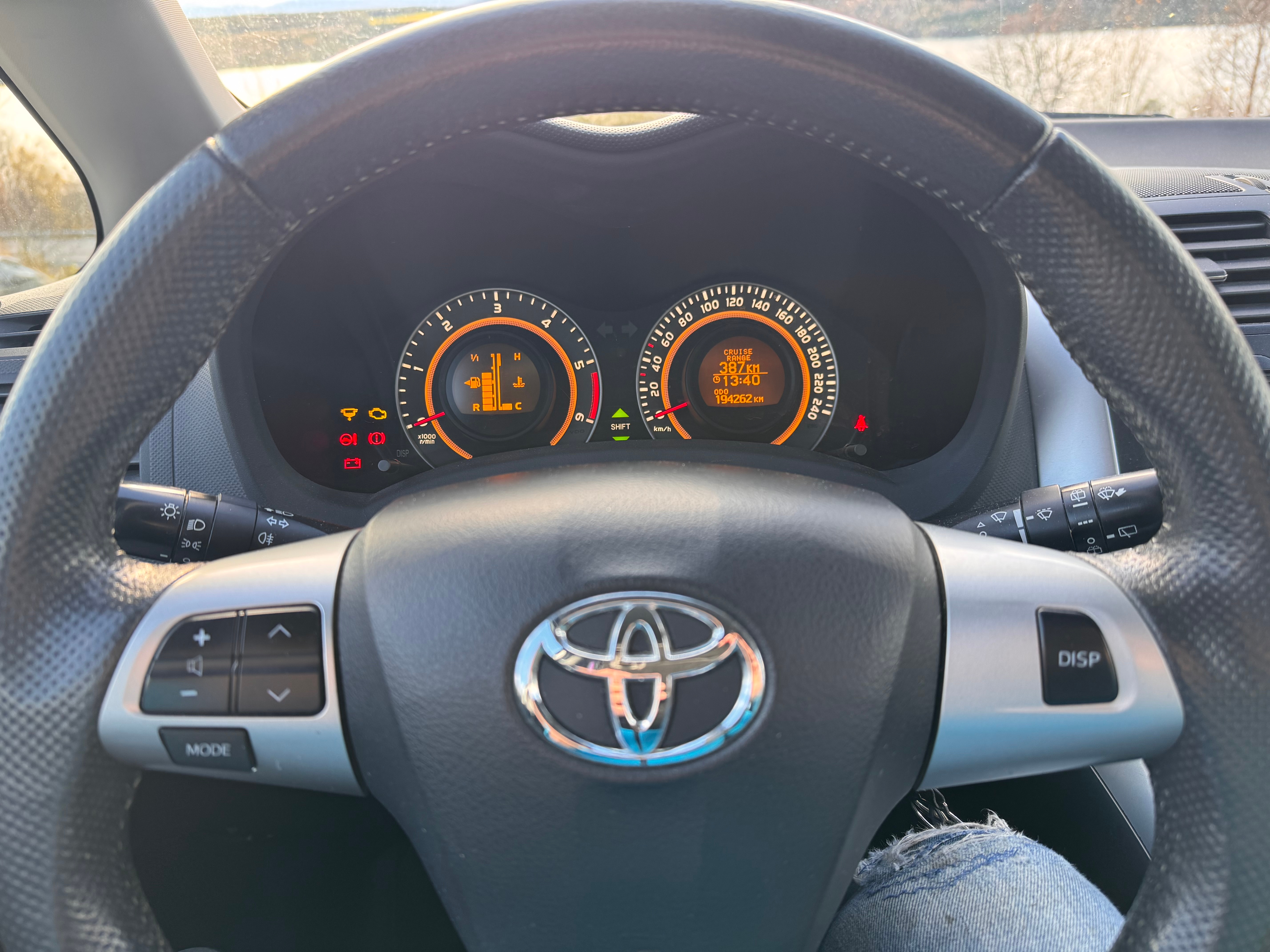 Toyota Auris 1.4 D-4D 2011, kuva 6/10
