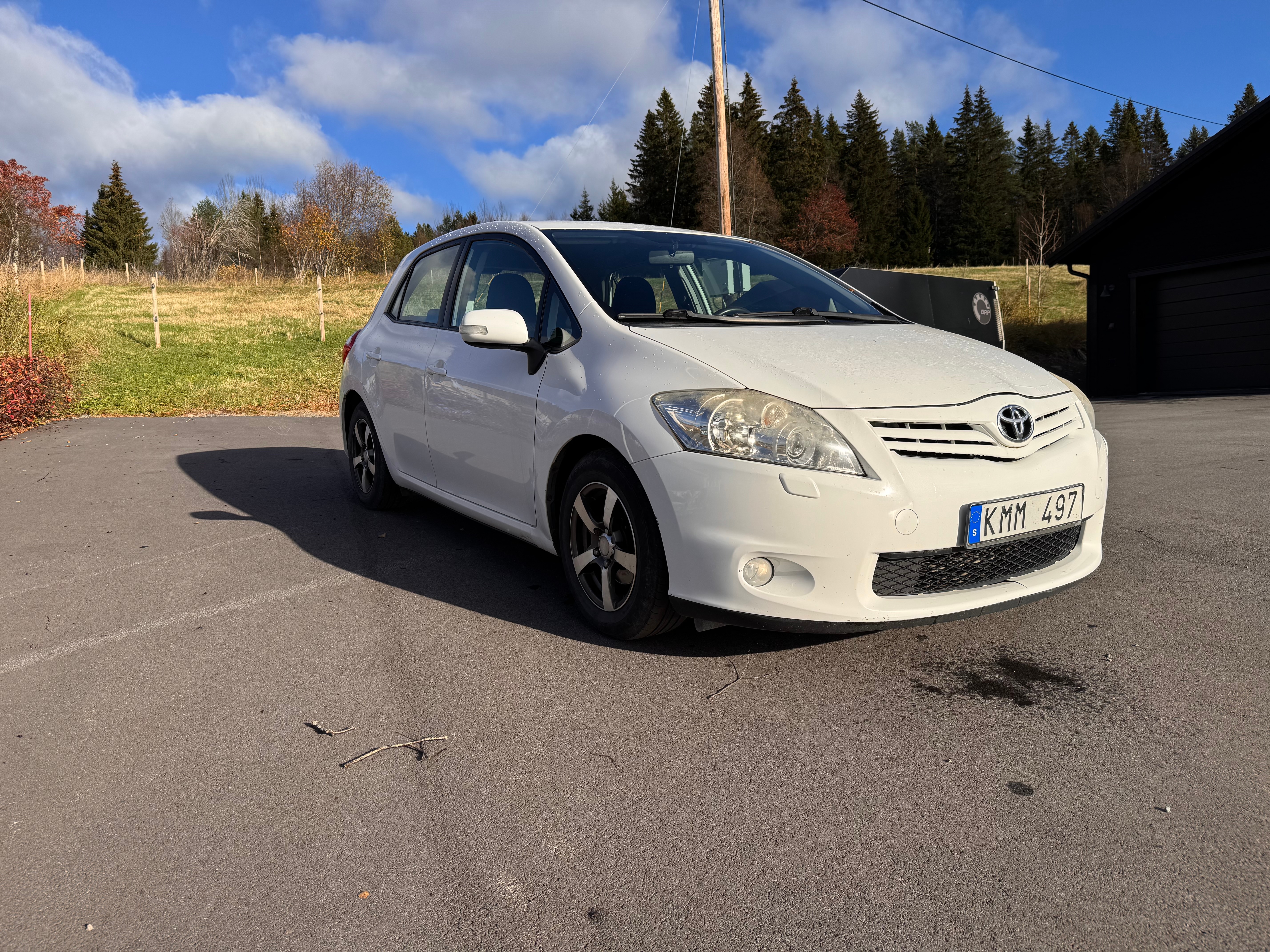 Toyota Auris 1.4 D-4D 2011, kuva 4/10