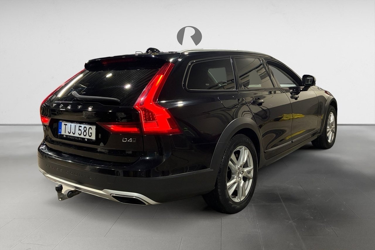 Volvo V90 Cross Country D4 Momentum 2019, bild 7/10