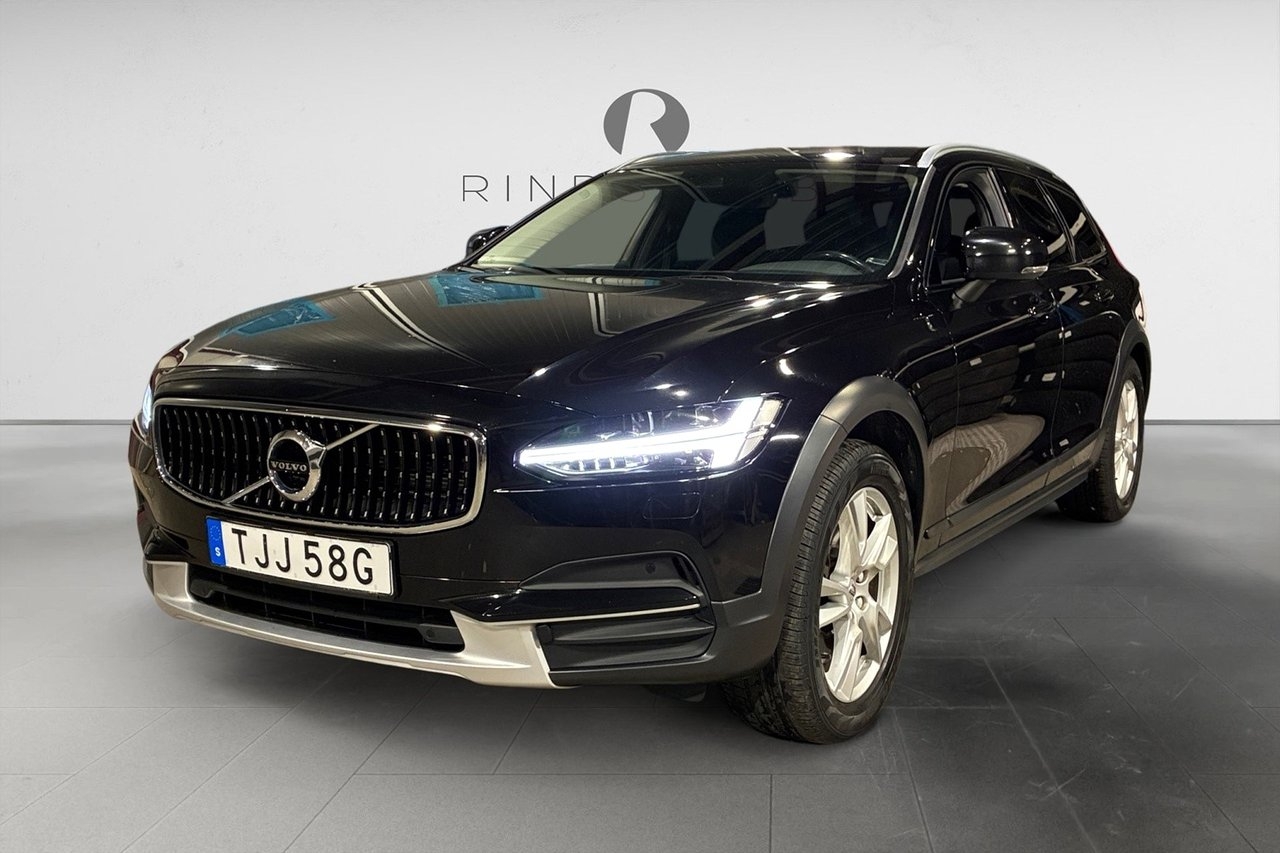 Volvo V90 Cross Country D4