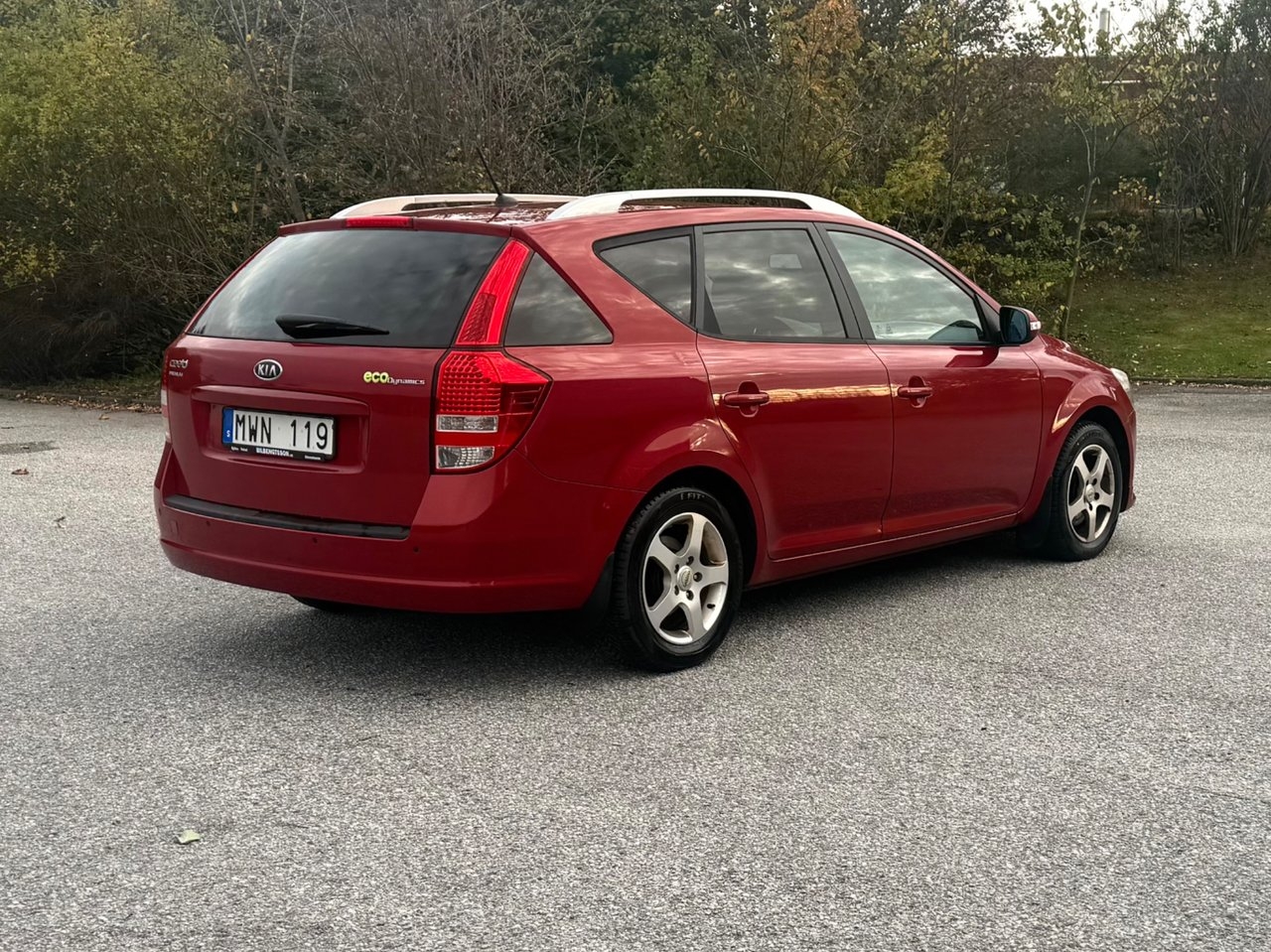 Kia Ceed 1.6 CRDi 128 2012, bild 3/8