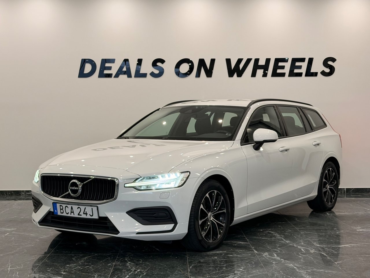 Volvo V60 D3 Momentum 2020, kuva 4/10