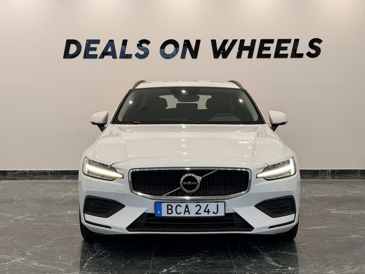 Volvo V60 D3 Momentum 2020, kuva 7/10