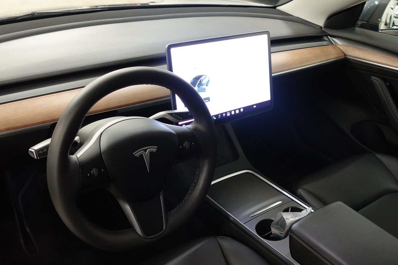 Tesla Model 3 2021, bild 6/10