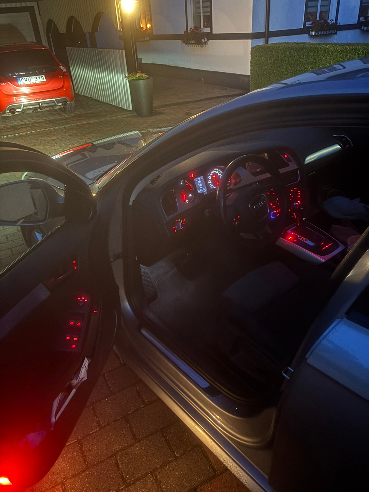 Audi A4 Sedan 2.7 TDI V6 DPF Multitronic 2008, bild 7/9