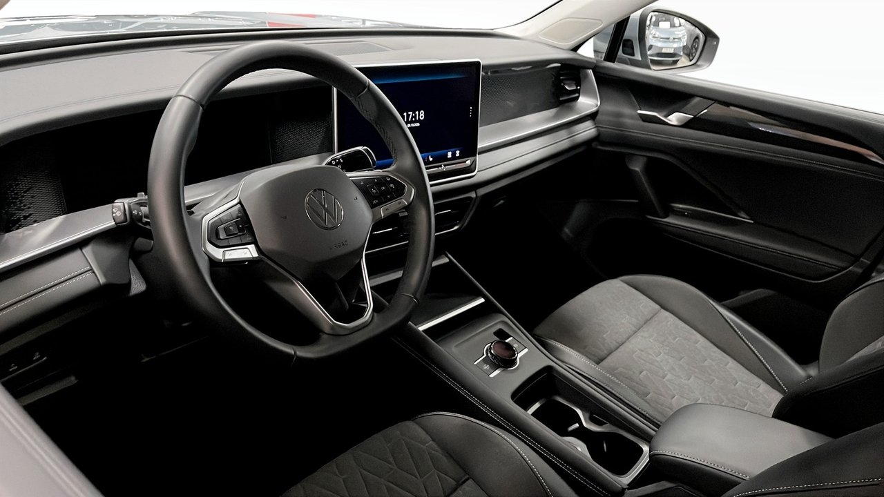 Volkswagen Tayron 1.5 eTSI 2026, photo 7/10