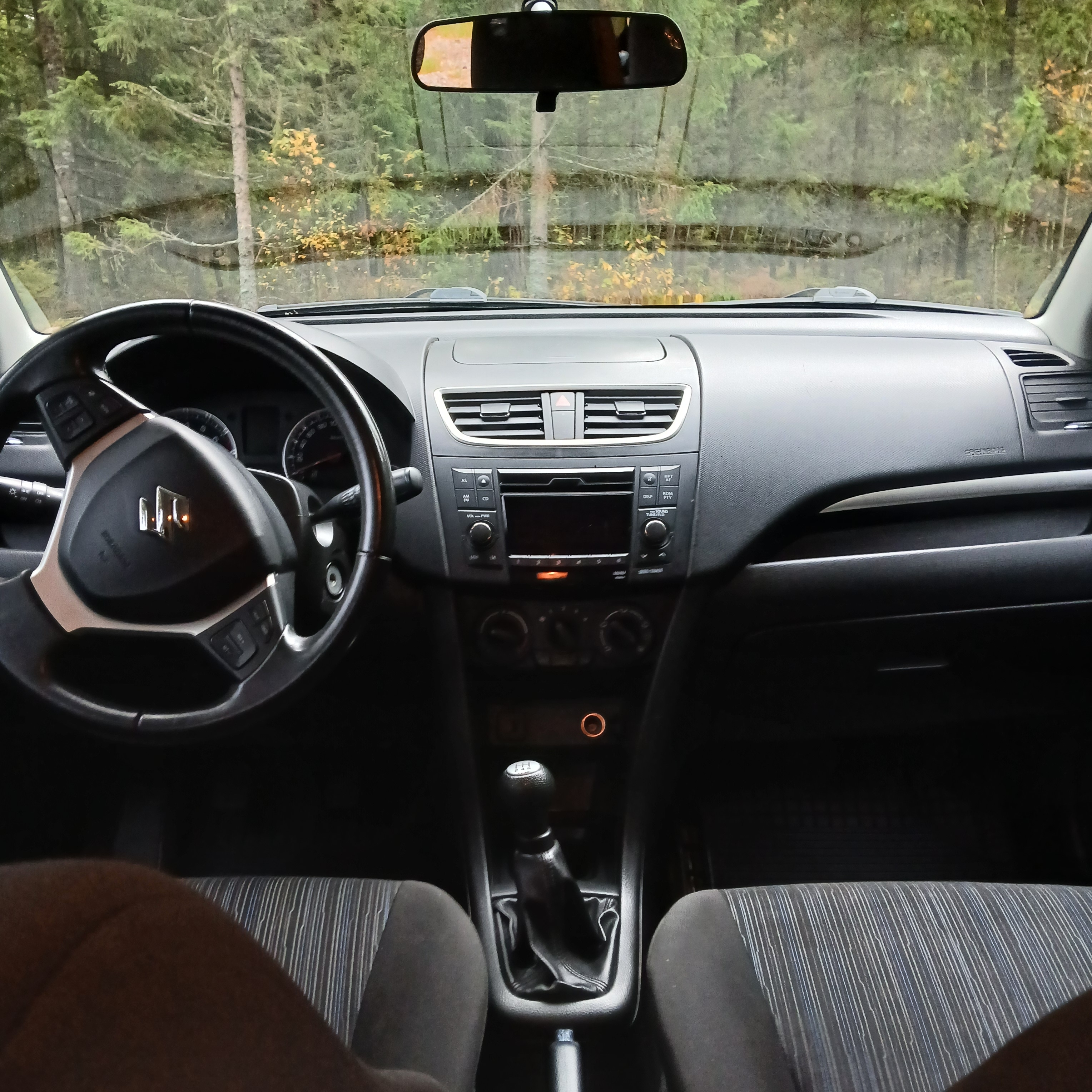 Suzuki Swift 1.2 2014, photo 7/10