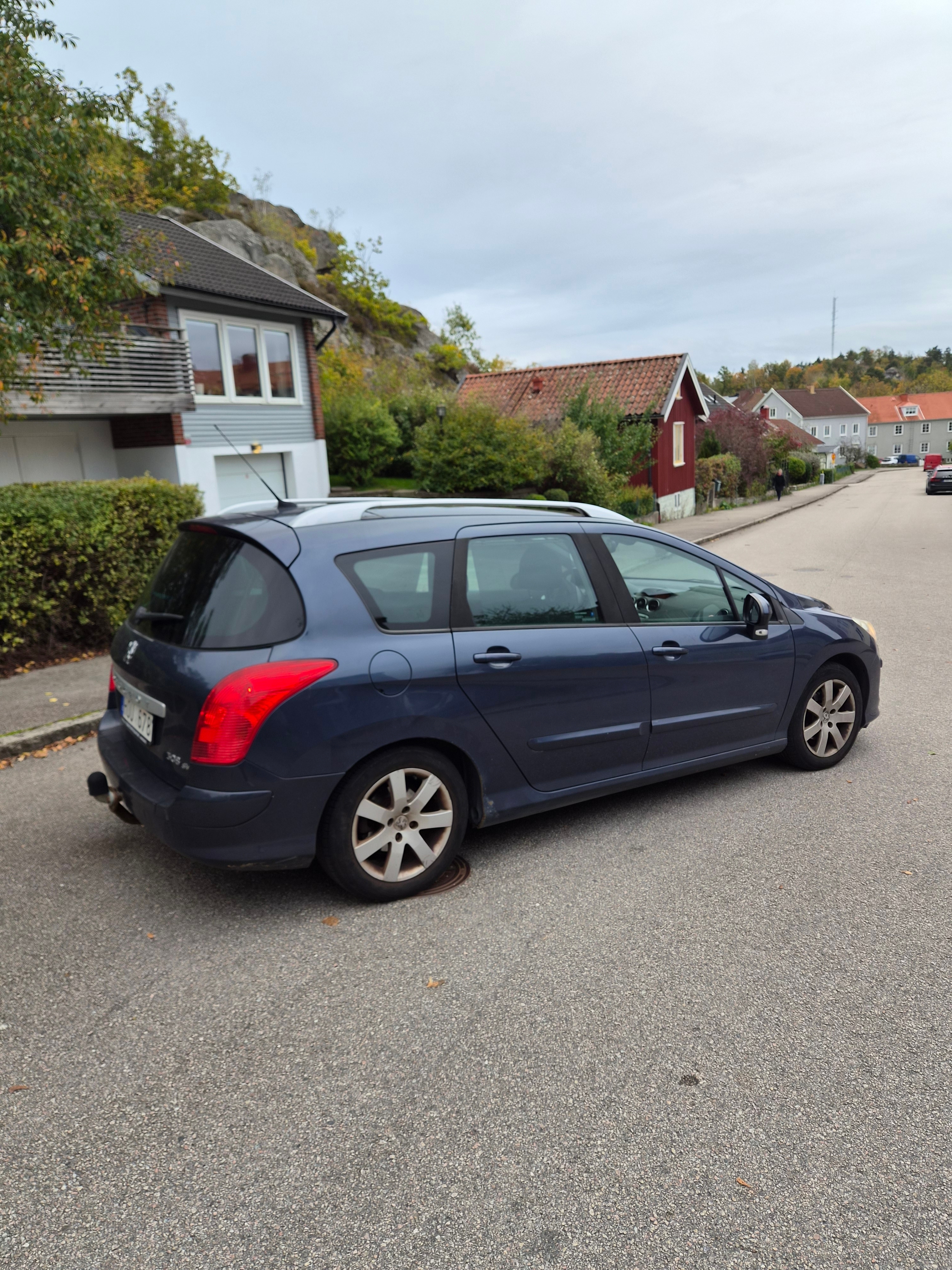 Peugeot 308 SW 1.6 HDi FAP Manuell 2009, bild 5/10